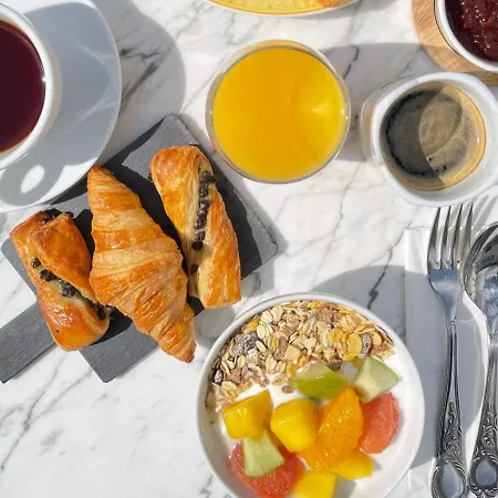 Hotell Logis Hotel L'Ours De Mutzig 3*