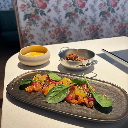 L'ours De - Restaurant & 酒店 米齐格